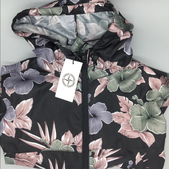 Other - Unisex Windbreaker *NEW*